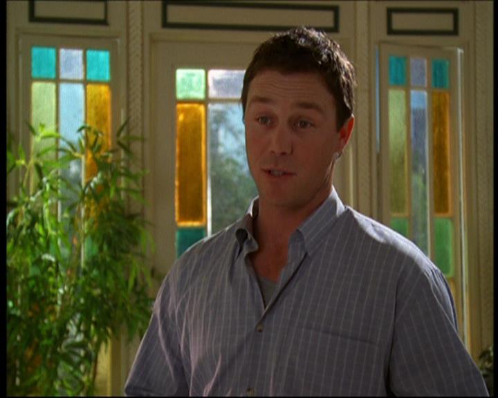 Charmed-Online-dot-615IDreamOfPhoebe0397.jpg