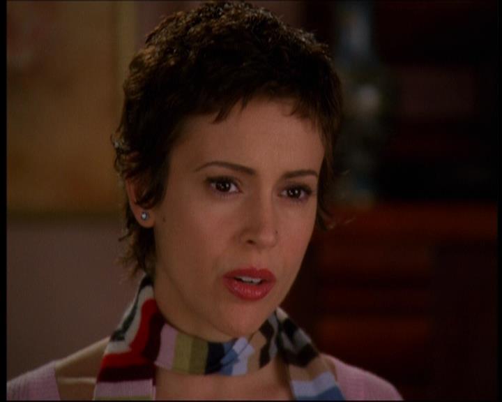 Charmed-Online-dot-615IDreamOfPhoebe0461.jpg