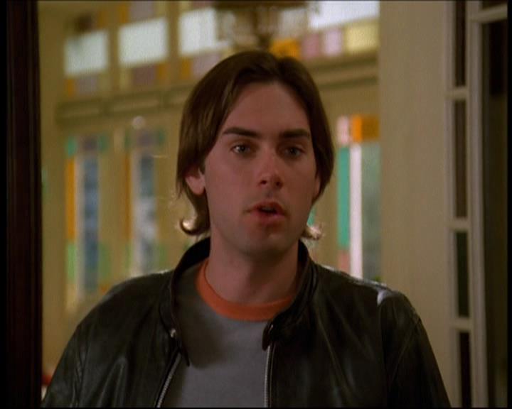 Charmed-Online-dot-615IDreamOfPhoebe0483.jpg
