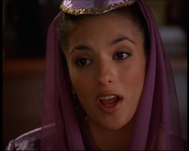 Charmed-Online-dot-615IDreamOfPhoebe0508.jpg