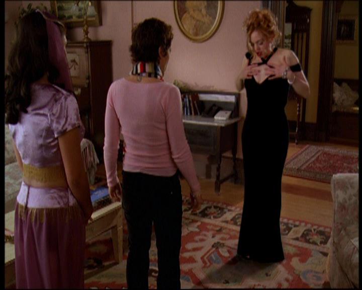 Charmed-Online-dot-615IDreamOfPhoebe0520.jpg