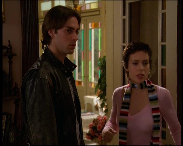 Charmed-Online-dot-615IDreamOfPhoebe0538.jpg