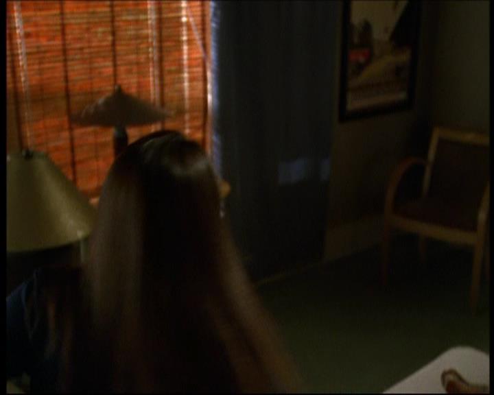 Charmed-Online-dot-615IDreamOfPhoebe0568.jpg