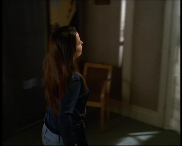 Charmed-Online-dot-615IDreamOfPhoebe0569.jpg