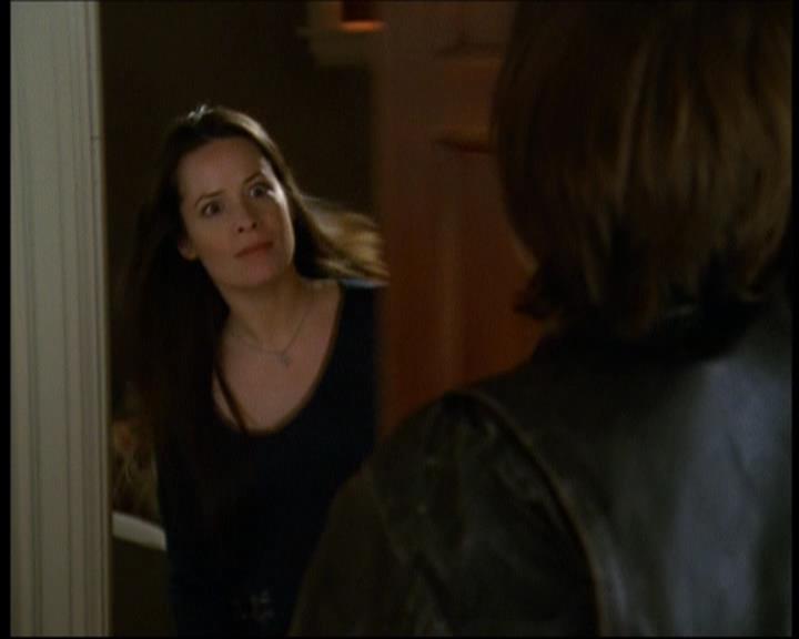 Charmed-Online-dot-615IDreamOfPhoebe0571.jpg