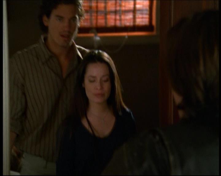 Charmed-Online-dot-615IDreamOfPhoebe0575.jpg