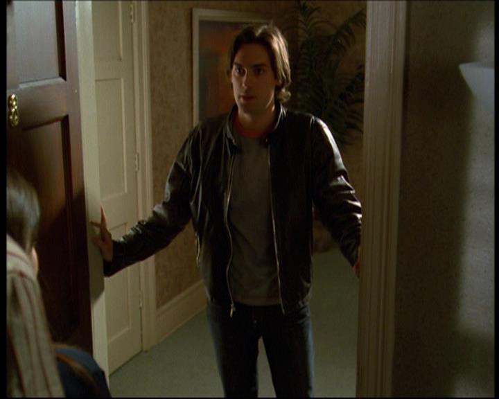 Charmed-Online-dot-615IDreamOfPhoebe0578.jpg