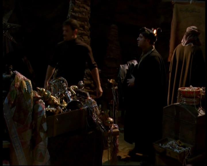 Charmed-Online-dot-615IDreamOfPhoebe0632.jpg