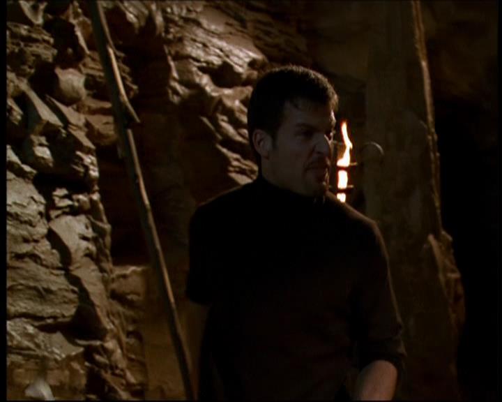 Charmed-Online-dot-615IDreamOfPhoebe0657.jpg