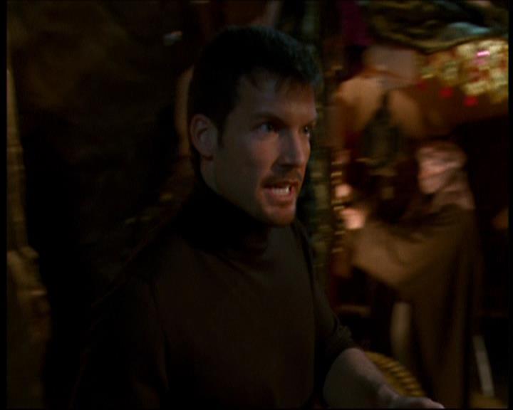 Charmed-Online-dot-615IDreamOfPhoebe0664.jpg