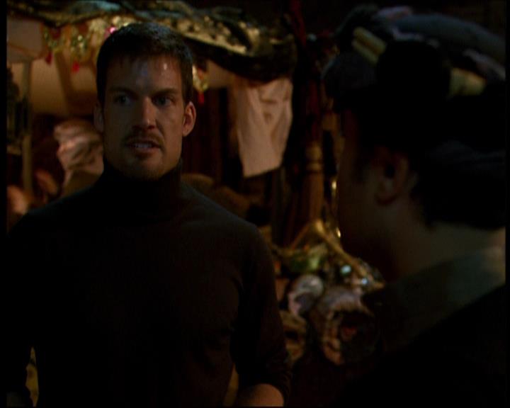 Charmed-Online-dot-615IDreamOfPhoebe0669.jpg