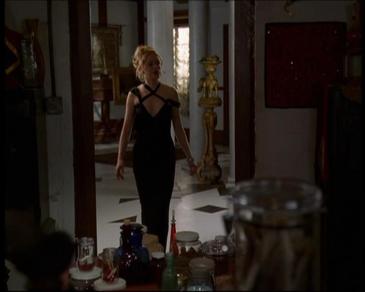 Charmed-Online-dot-615IDreamOfPhoebe0680.jpg