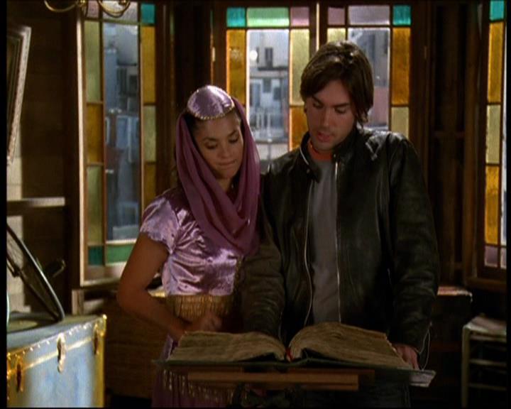 Charmed-Online-dot-615IDreamOfPhoebe0794.jpg