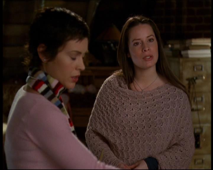 Charmed-Online-dot-615IDreamOfPhoebe0809.jpg