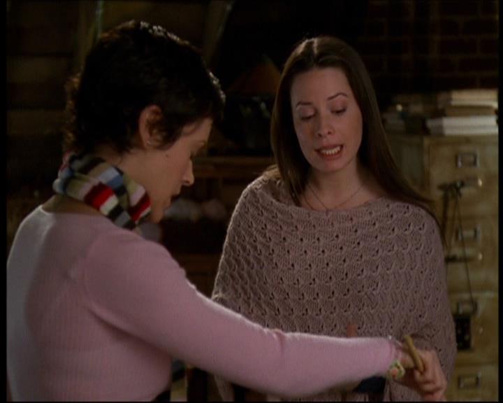 Charmed-Online-dot-615IDreamOfPhoebe0811.jpg