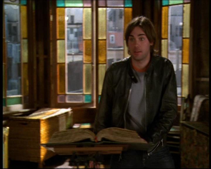 Charmed-Online-dot-615IDreamOfPhoebe0838.jpg