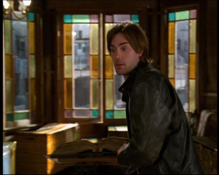 Charmed-Online-dot-615IDreamOfPhoebe0839.jpg