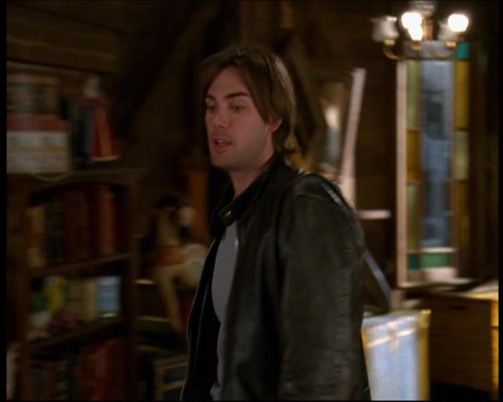 Charmed-Online-dot-615IDreamOfPhoebe0840.jpg