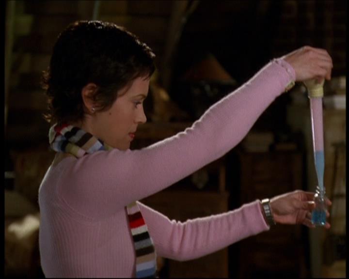 Charmed-Online-dot-615IDreamOfPhoebe0858.jpg