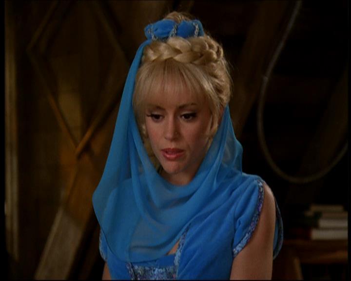 Charmed-Online-dot-615IDreamOfPhoebe0971.jpg