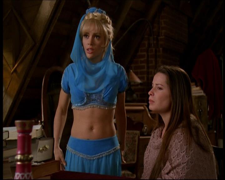 Charmed-Online-dot-615IDreamOfPhoebe0993.jpg