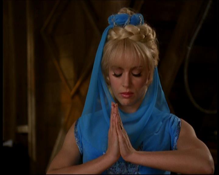 Charmed-Online-dot-615IDreamOfPhoebe1045.jpg