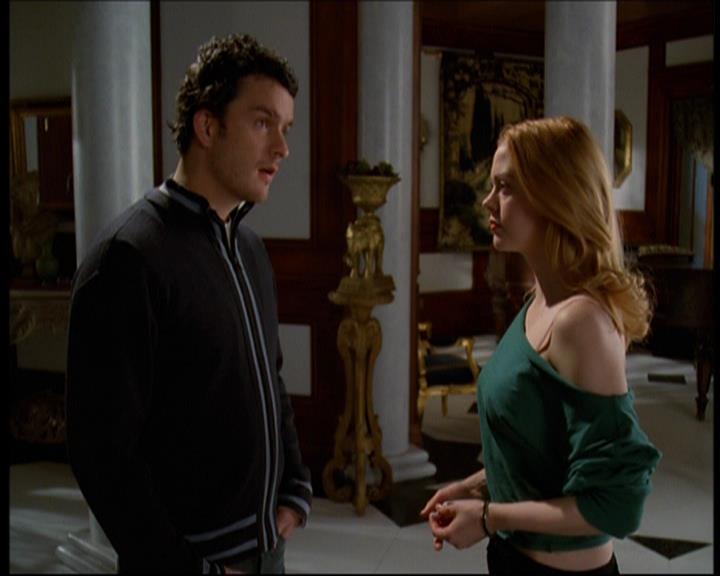 Charmed-Online-dot-615IDreamOfPhoebe1125.jpg