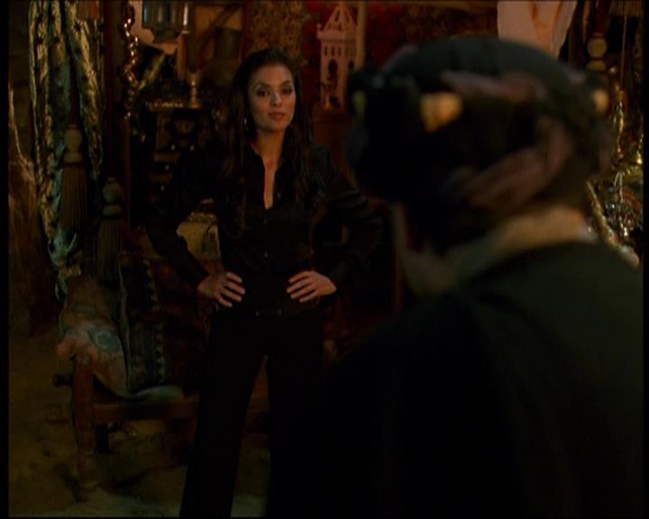 Charmed-Online-dot-615IDreamOfPhoebe1173.jpg