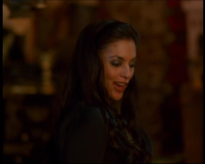 Charmed-Online-dot-615IDreamOfPhoebe1179.jpg