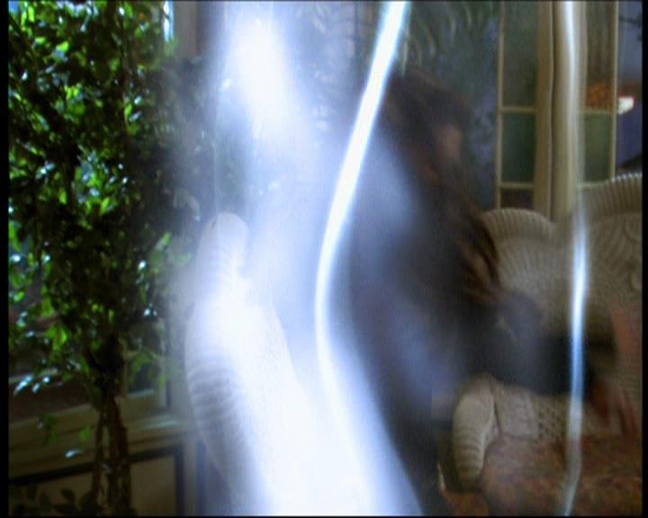 Charmed-Online-dot-615IDreamOfPhoebe1522.jpg