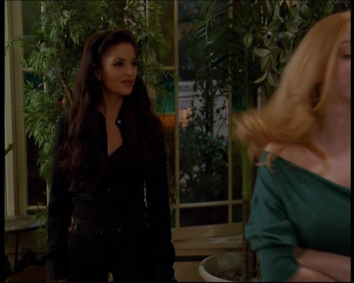 Charmed-Online-dot-615IDreamOfPhoebe1554.jpg