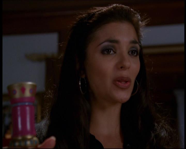 Charmed-Online-dot-615IDreamOfPhoebe1873.jpg