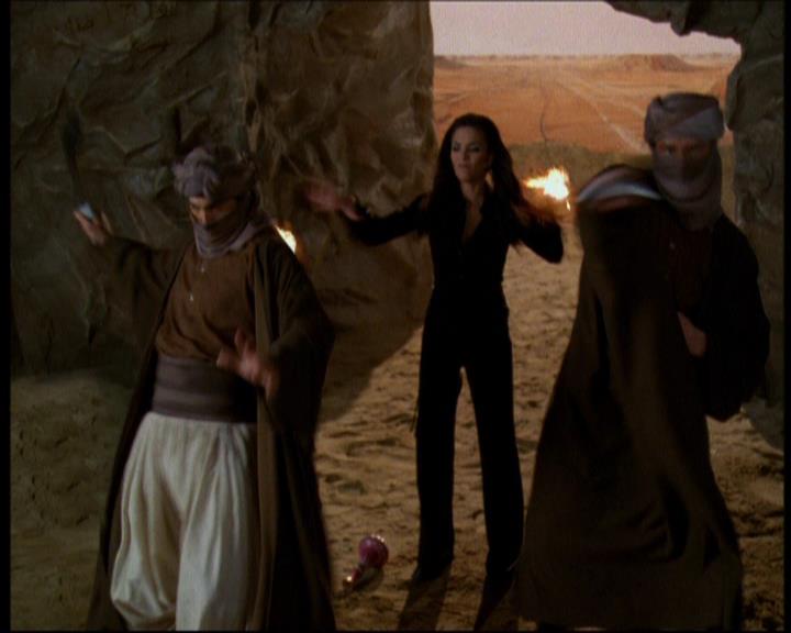 Charmed-Online-dot-615IDreamOfPhoebe2027.jpg