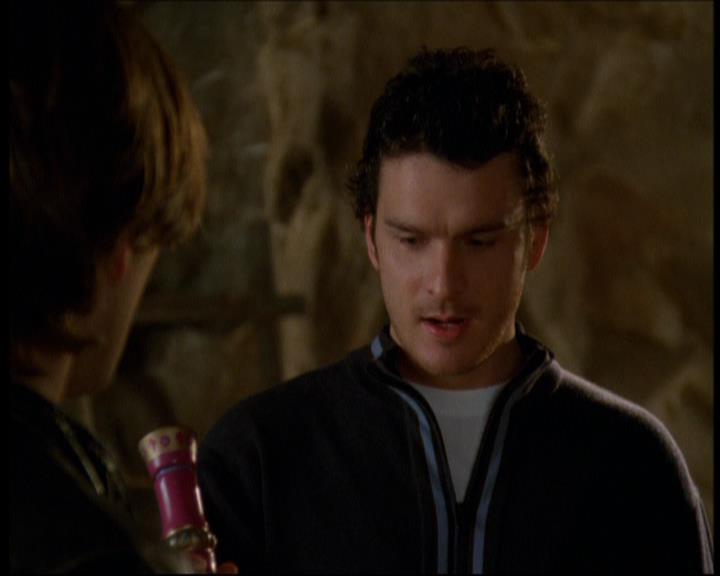 Charmed-Online-dot-615IDreamOfPhoebe2071.jpg