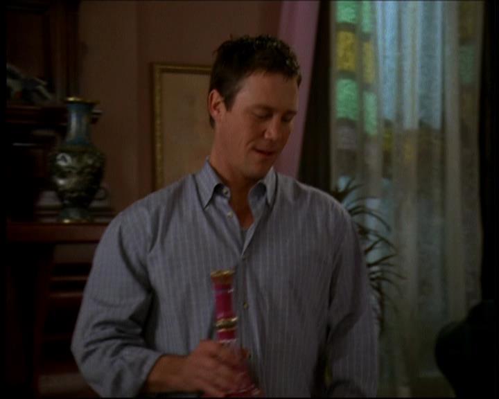 Charmed-Online-dot-615IDreamOfPhoebe2318.jpg