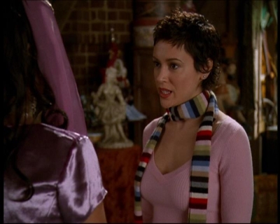 Charmed-Online-dot-615IDreamOfPhoebe0768.jpg