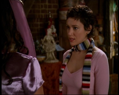 Charmed-Online-dot-615IDreamOfPhoebe0769.jpg