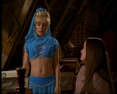 Charmed-Online-dot-615IDreamOfPhoebe0942.jpg