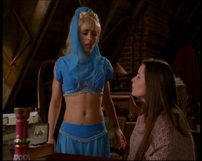 Charmed-Online-dot-615IDreamOfPhoebe0994.jpg