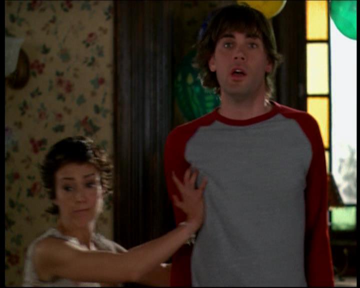 Charmed-Online-dot-616TheCourtshipOfWyattsFather0202.jpg Charmed-Online-dot-616TheCourtshipOfWyattsFather0202.jpg