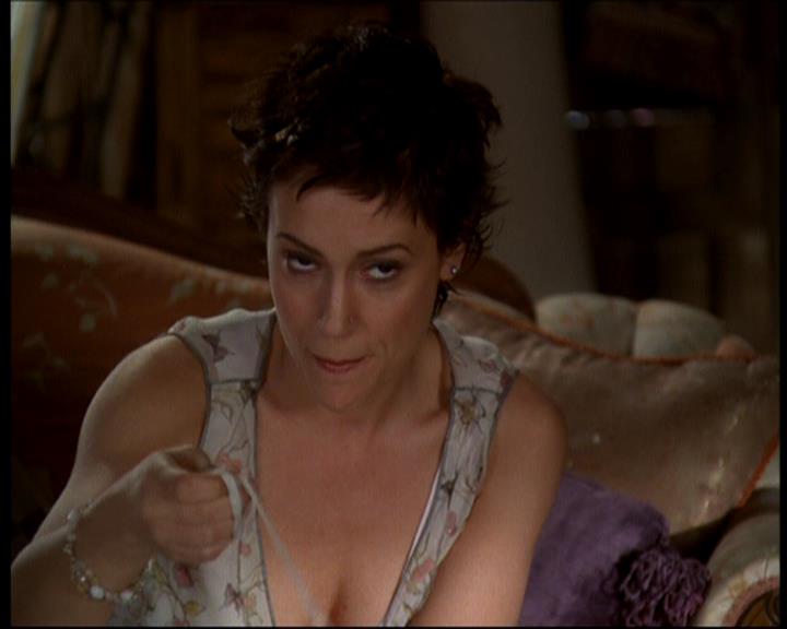 Charmed-Online-dot-616TheCourtshipOfWyattsFather0673.jpg