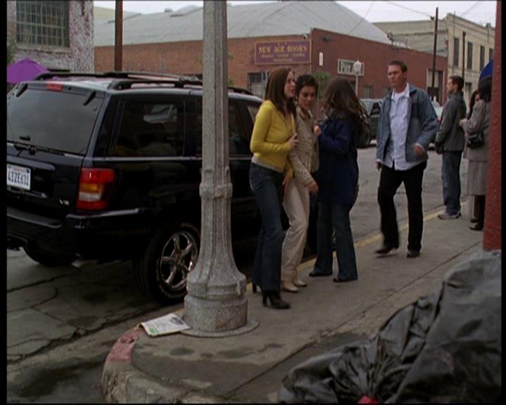 Charmed-Online-dot-616TheCourtshipOfWyattsFather0765.jpg
