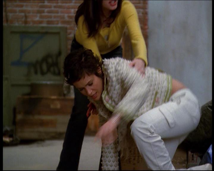 Charmed-Online-dot-616TheCourtshipOfWyattsFather0837.jpg
