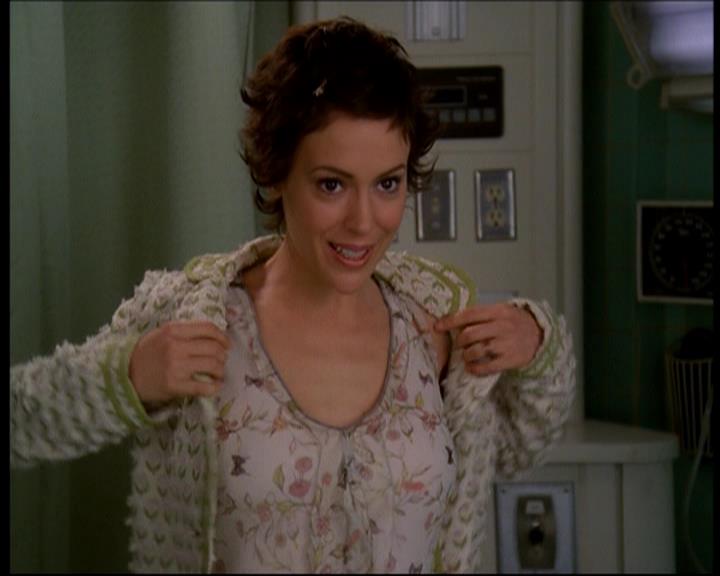 Charmed-Online-dot-616TheCourtshipOfWyattsFather1030.jpg