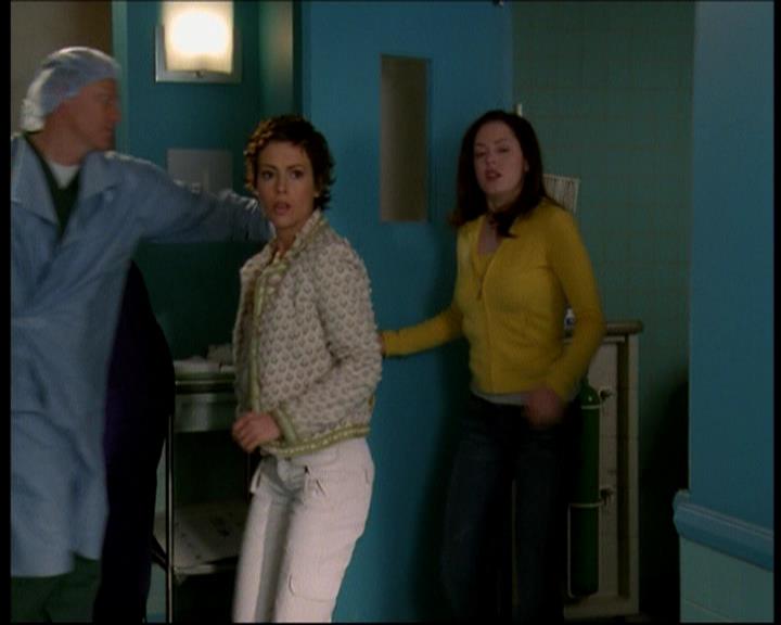 Charmed-Online-dot-616TheCourtshipOfWyattsFather1054.jpg