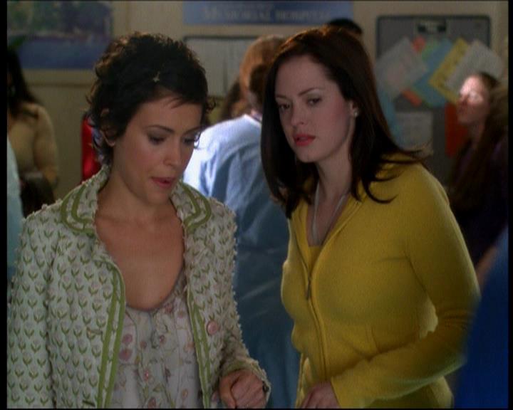 Charmed-Online-dot-616TheCourtshipOfWyattsFather1120.jpg Charmed-Online-dot-616TheCourtshipOfWyattsFather1120.jpg