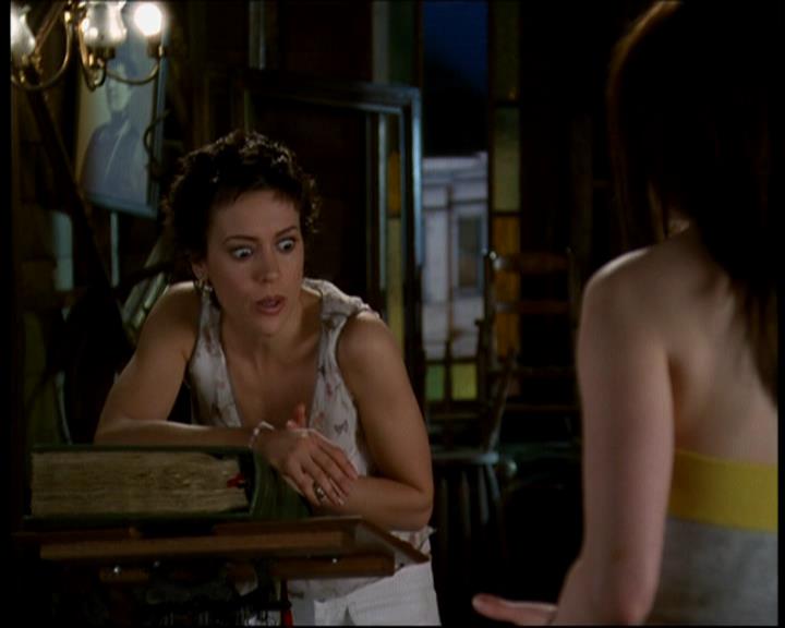 Charmed-Online-dot-616TheCourtshipOfWyattsFather1243.jpg