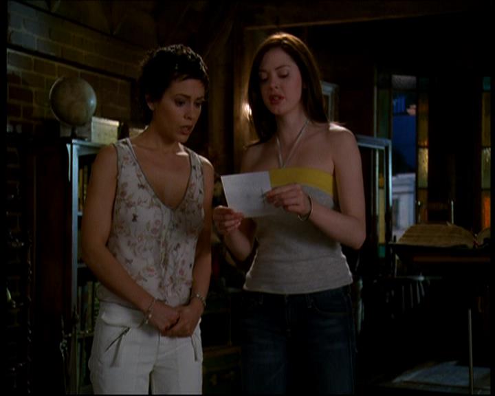 Charmed-Online-dot-616TheCourtshipOfWyattsFather1555.jpg
