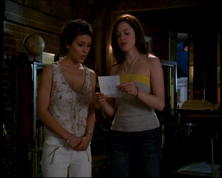 Charmed-Online-dot-616TheCourtshipOfWyattsFather1557.jpg Charmed-Online-dot-616TheCourtshipOfWyattsFather1557.jpg