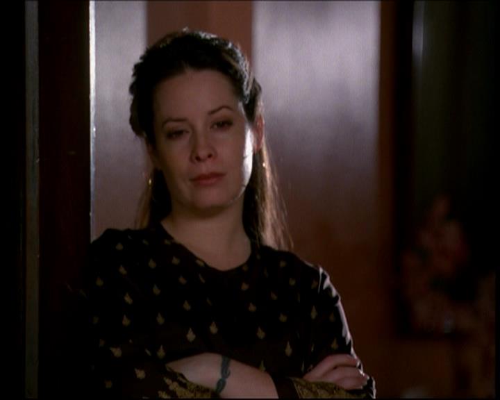Charmed-Online-dot-616TheCourtshipOfWyattsFather2161.jpg